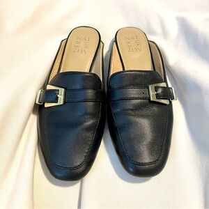 *EUC* NATURALIZER Kayden Mules -Black Vegan Leather -Wmns Sz 7 - Buckle/Shoes